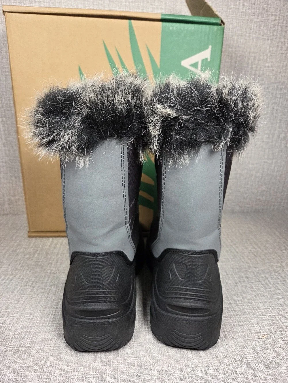 Itasca NEW Vixen Snow Winter Boots Gray Black Faux Fur Women's 9